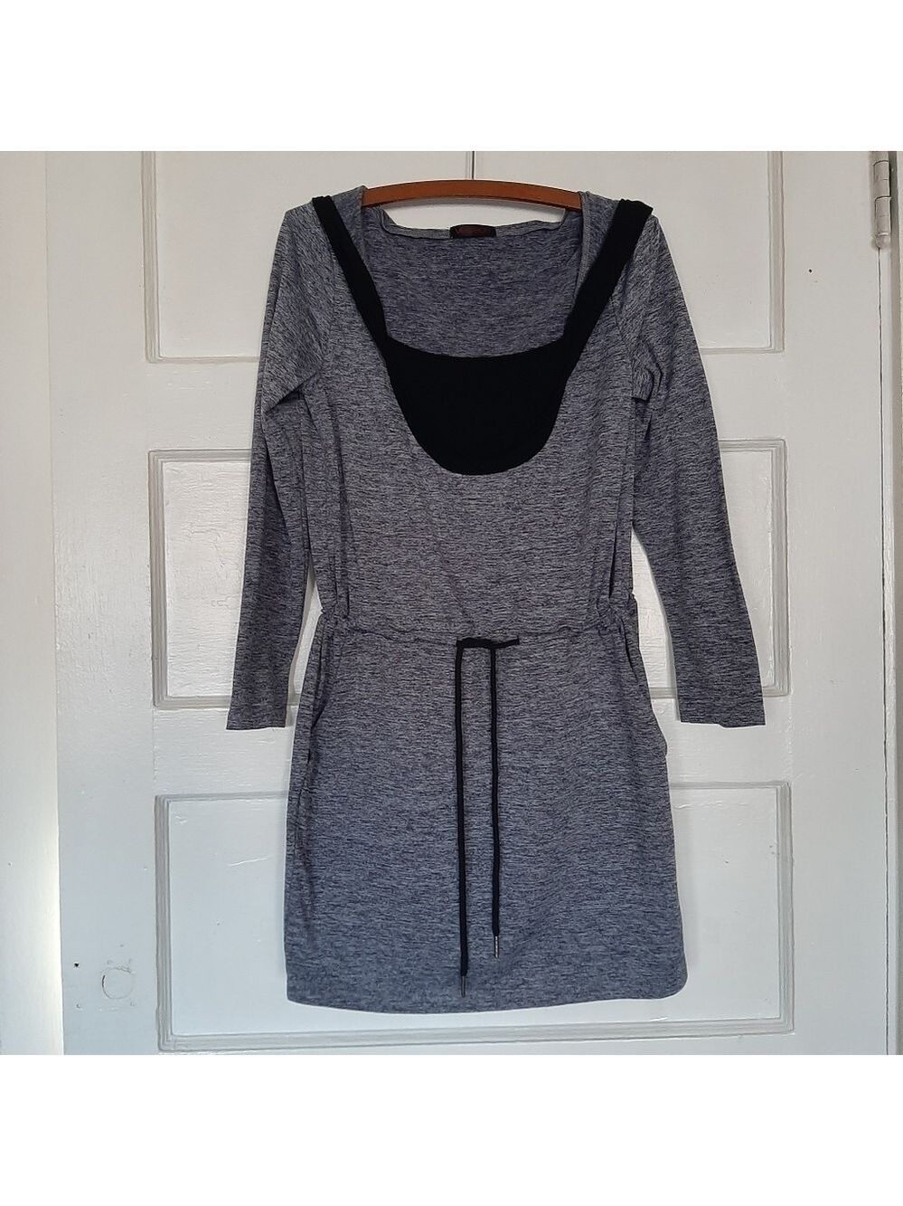 Vessos Drawstring Waist Long Sleeve Athleisure Style Hooded Dress with Pockets